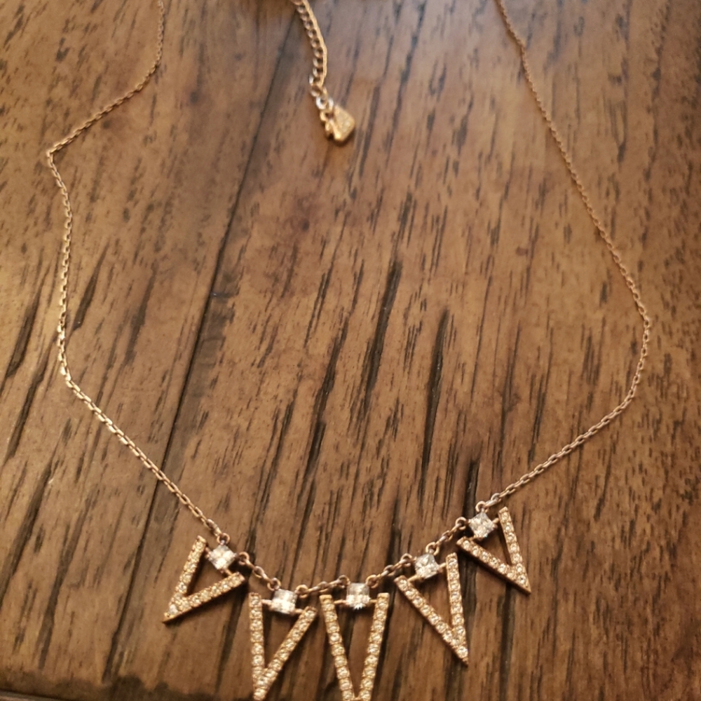 Beautiful Swarovski Funk Necklace